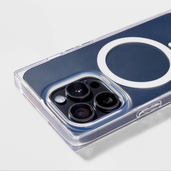 Apple iPhone 15 Pro Square Case with MagSafe - heyday™ Clear - Picture 3 of 4